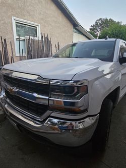 2017 Chevrolet Silverado LT