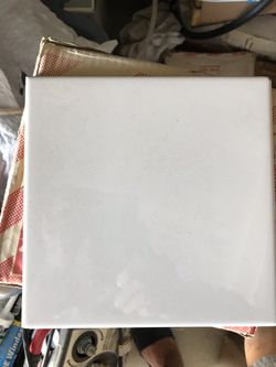 8x8 ceramics tile 106 pieces.