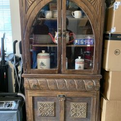 Wooden Antique Armor (China Chest) 