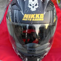 Motorcycle Helmet Nikko 'Raw Nerve' Matte Black And Gold Full Face Helmet Size Large