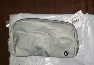 Lululemon Everywhere Belt Bag New Price Firm 