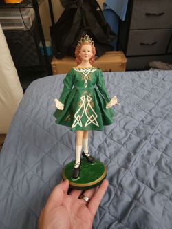 Irish Dancer Figurine with Celtic Dress