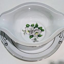 Vintage Porcelain White Rose  Sauce Gravy Bowl Japan #3939
