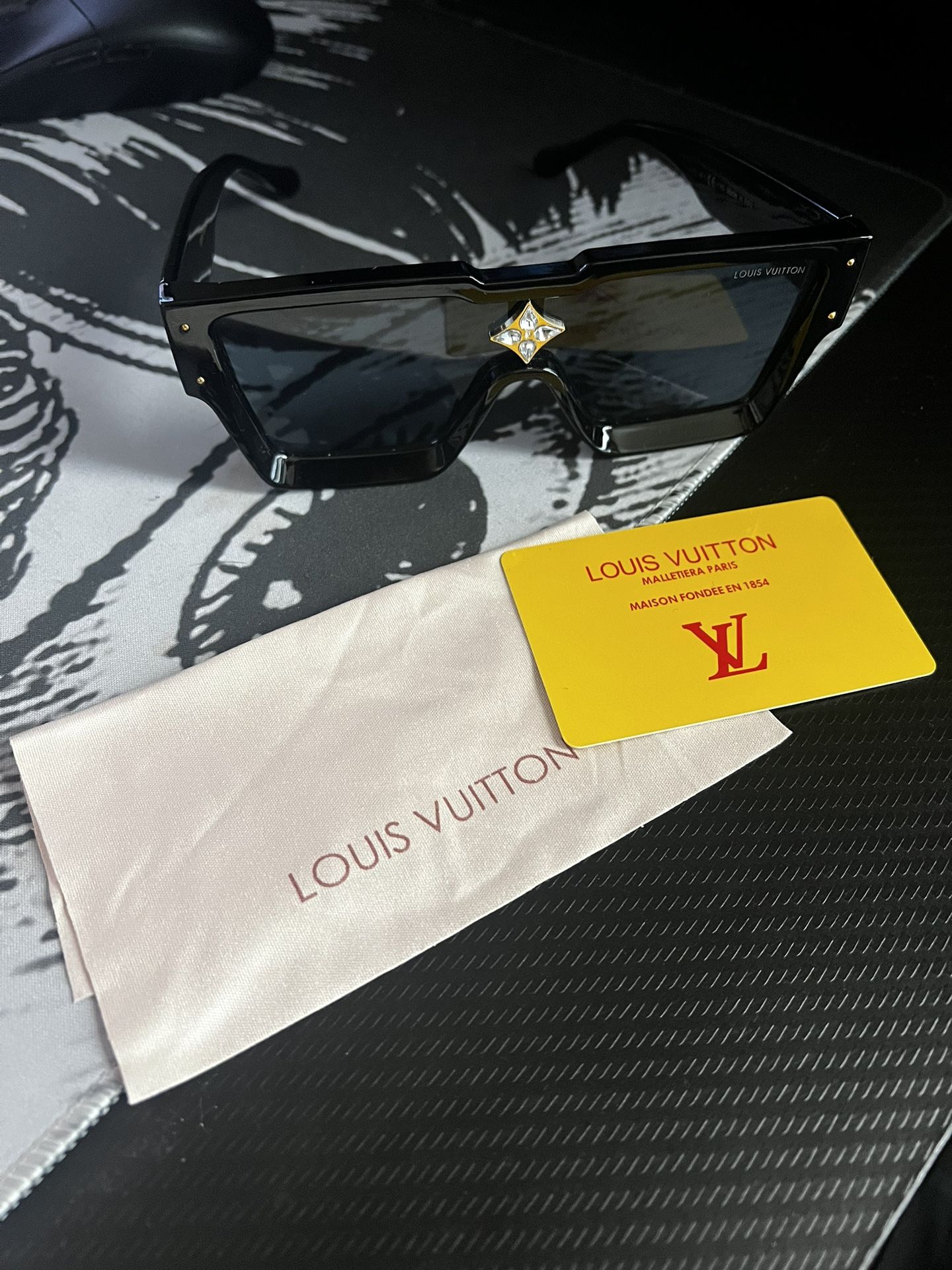 Louis Vuitton Glasses