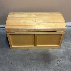Wooded  Chest 
