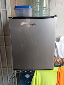 Mini frige