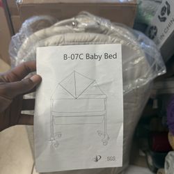 Brand New Bassinet/ Baby Crib 