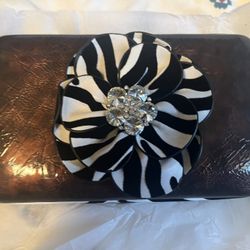 Women’s clutch wallet