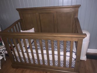 Westwood Design Hanley 4-in-1 Convertible Crib