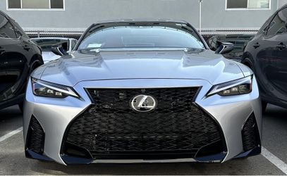 2024 Lexus is500