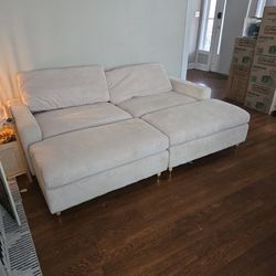 Couch With Ottomans