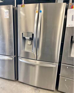 NEW LG THIN Q REFRIGERATOR 29 CU FT SMART