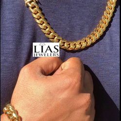 New 18k Yellow Gold Cuban Link Chain and Bracelet 