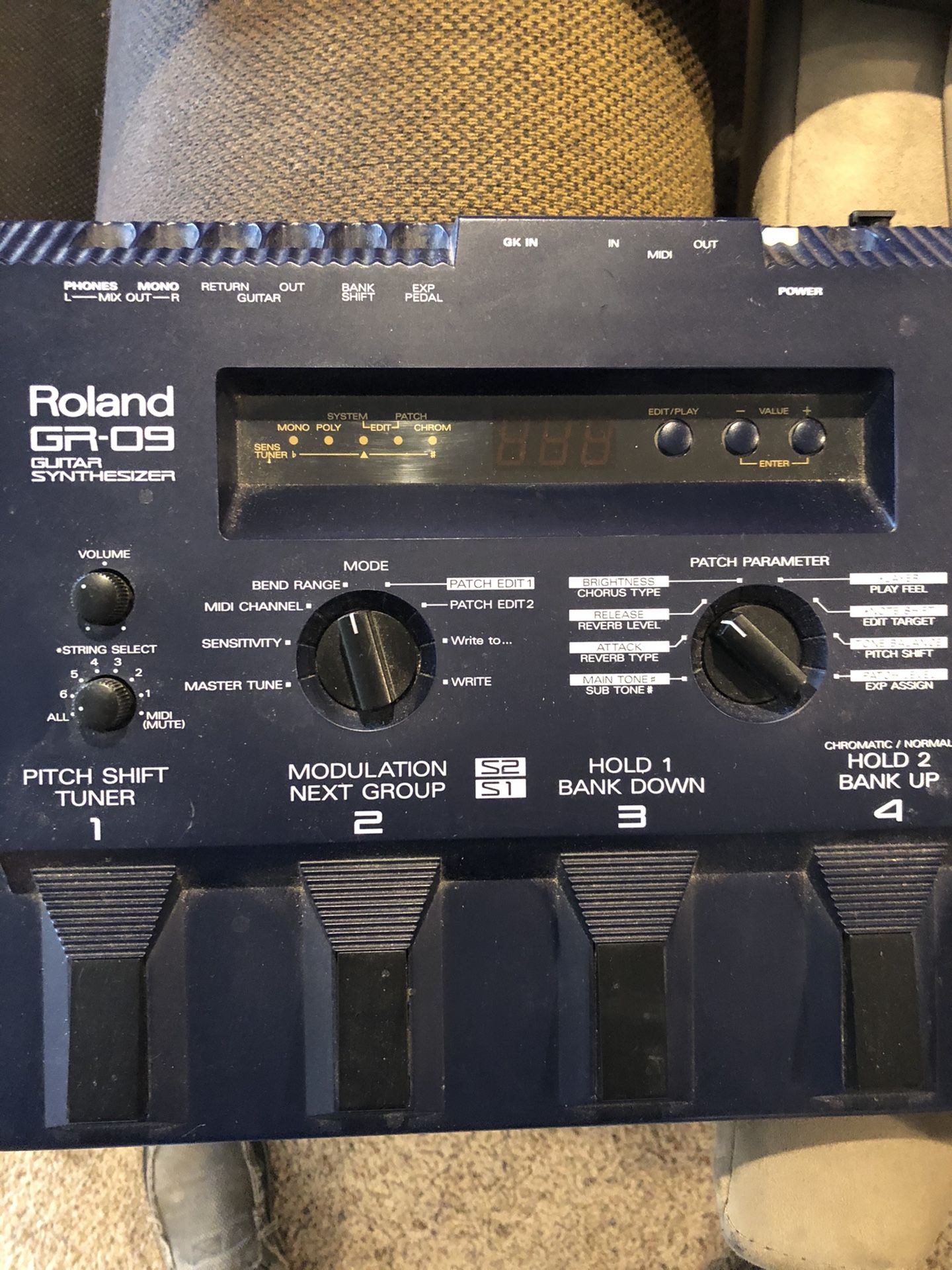 Roland guitar synth