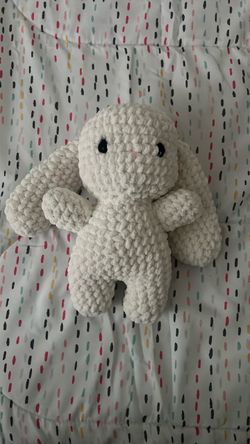 Cute crochet stuffed animal (support a young entrepreneur)