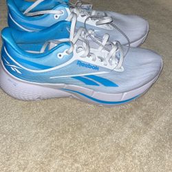 Reebok women’s size 10 1/2