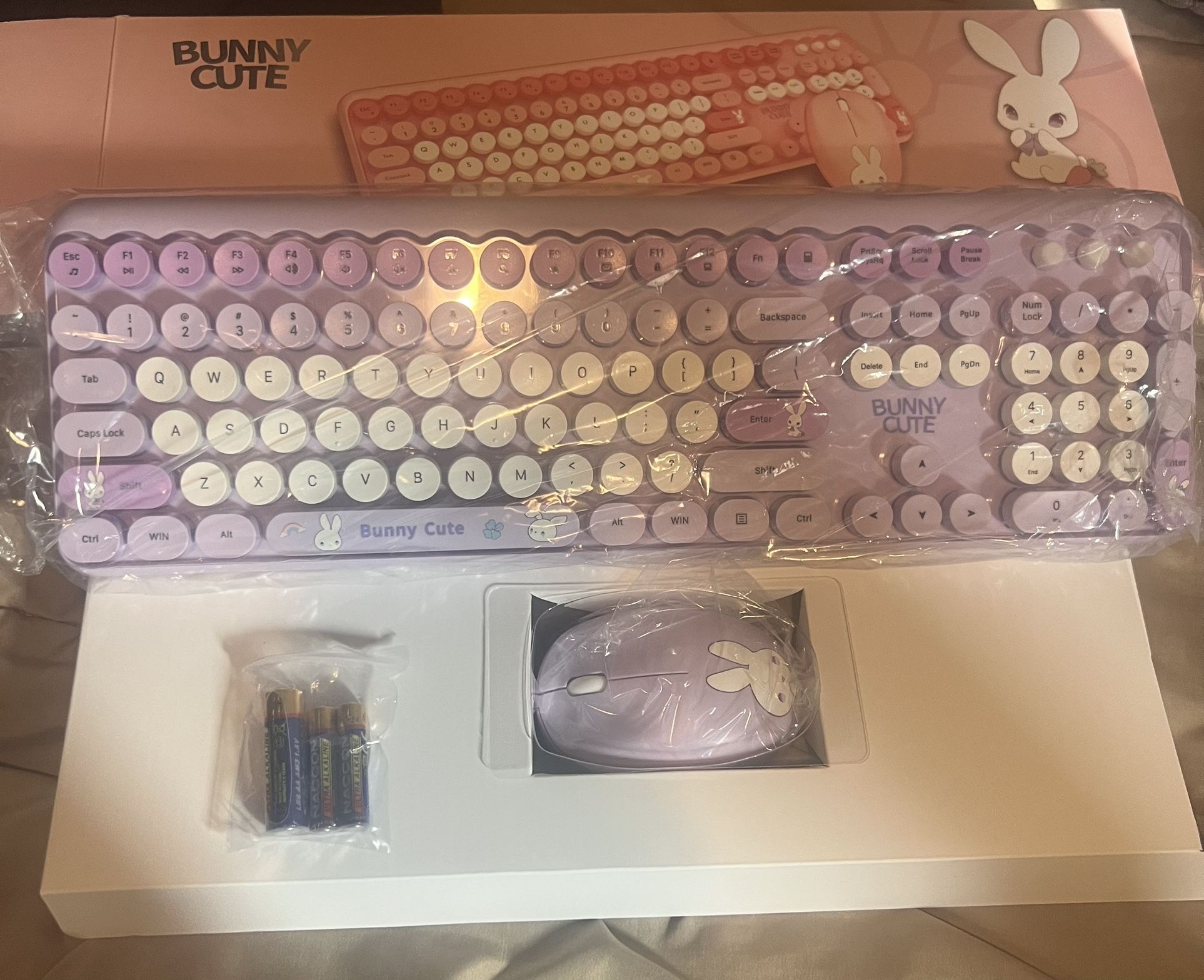 Cute Bunny, Purple Wireless Keyboard