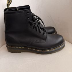 Dr. Marten Boots 