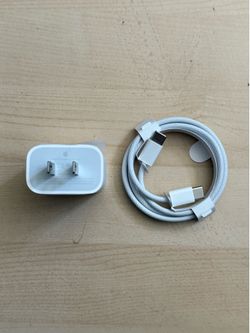 iPhone fast charger 20W and cable