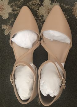 Kelly & Katie Nude flat