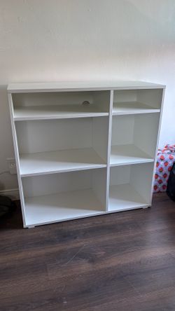 Ikea vihals white cabinet