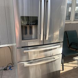 Whirlpool Refrigerator 