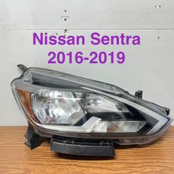 2016-2019 Nissan Sentra Headlight OEM 