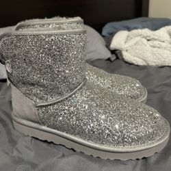 UGG Mini BAILEY BOW SPARKLE Boots Silver Booties