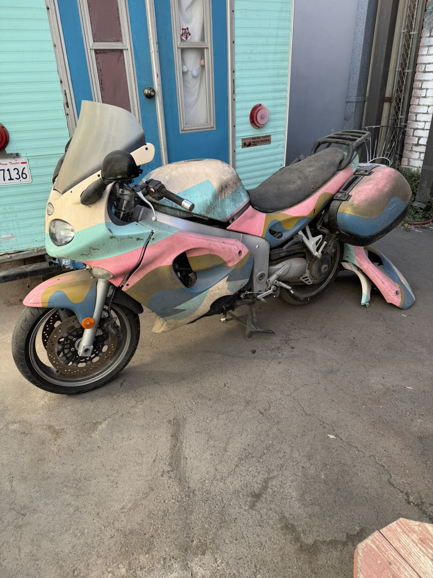 2002 Triumph Sprint st
