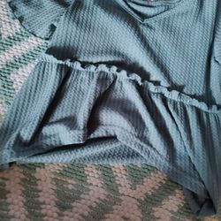 Women's Flutter Sleeve Top