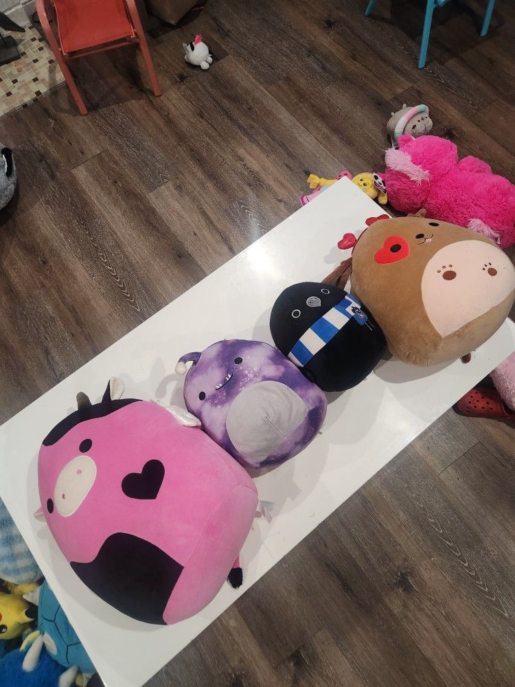 Squishmellow Plushies