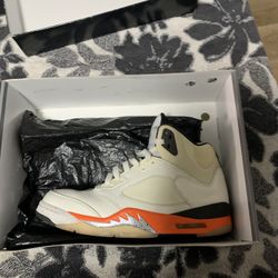 Air Jordan 5 Retro “Orange Blaze” (Size 9)
