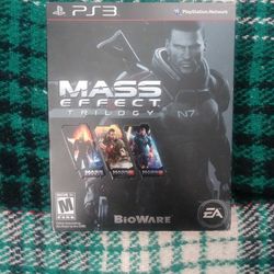 MASS EFFECT TRILOGY (PS3)
