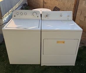 Washer and dryer set Kenmore high Efficiency and heavy Duty both Works perfetly