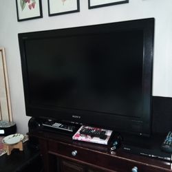 Sony Bravia 32" Tv