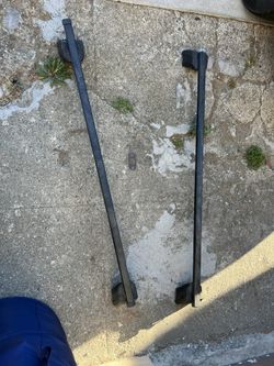 2 Pairs Of Roof Racks