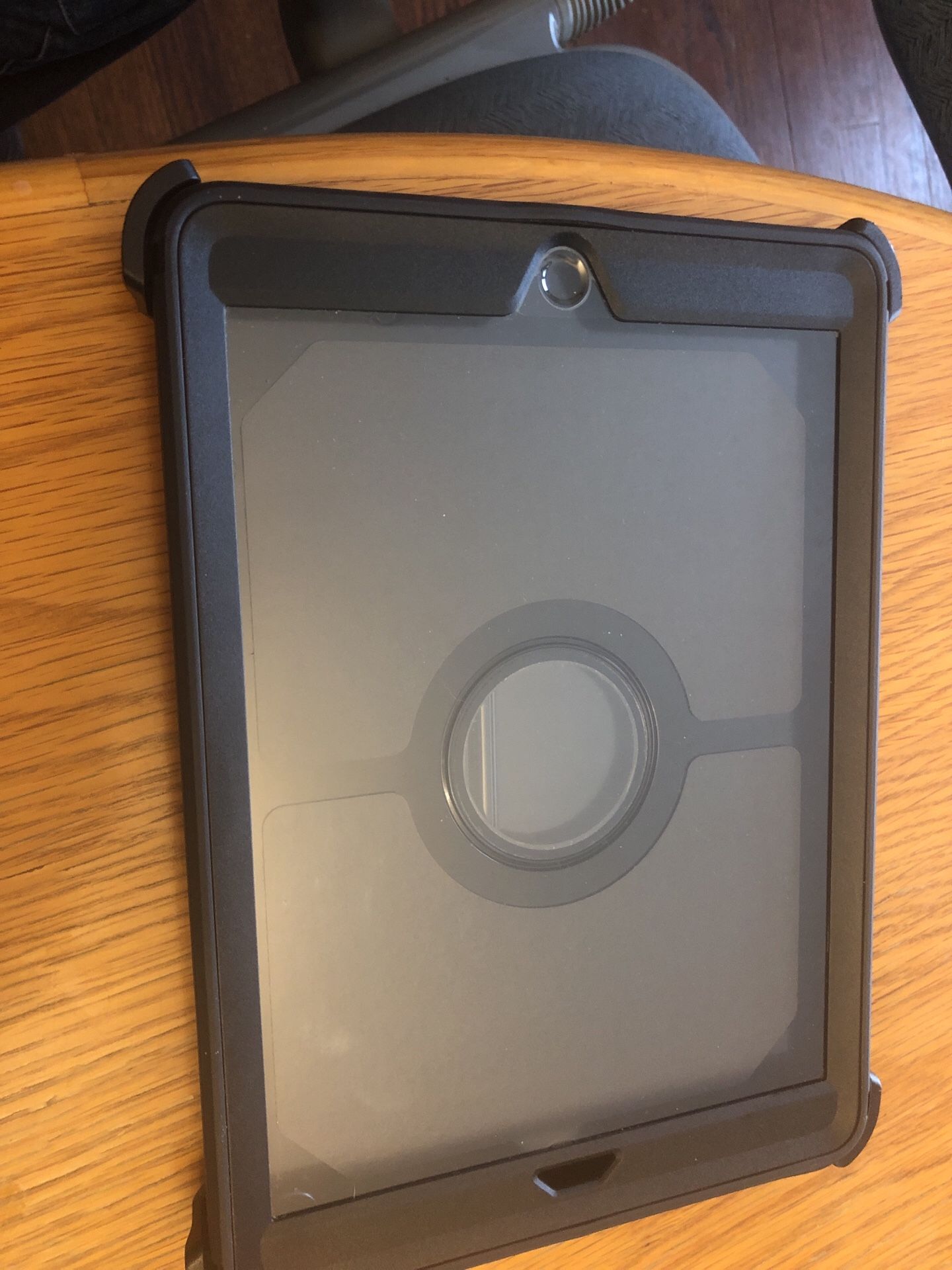 Otterbox Defender Series for Apple iPad 9.7 6th gen