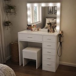Vanity set white