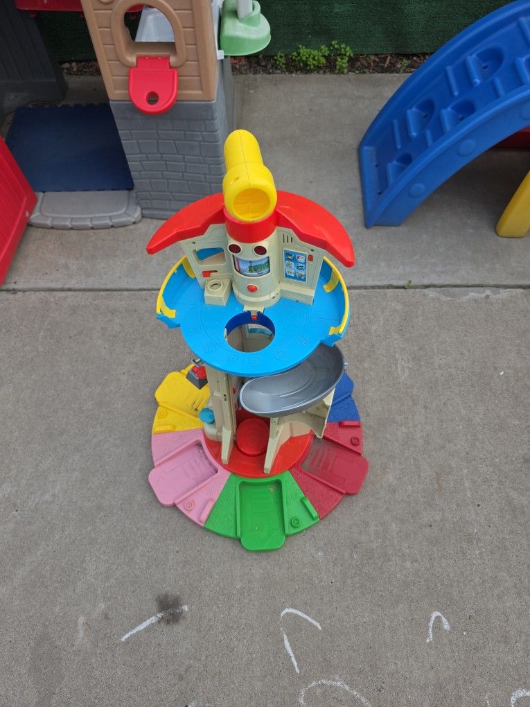 Paw patrol car tower