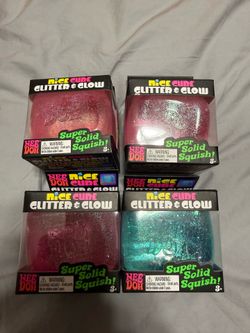 Schylling NeeDoh Nice Cube Glitter & Glow