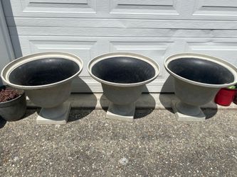 Outdoor Urn planter’s
