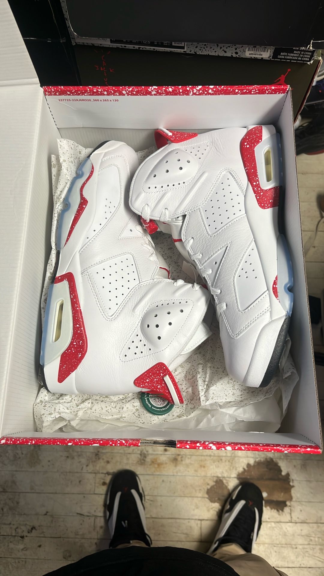 Jordan 6 Retro Red Oreo