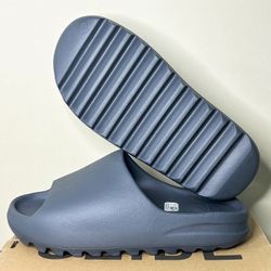 Adidas Yeezy Slide - Size 13 (Brand New)