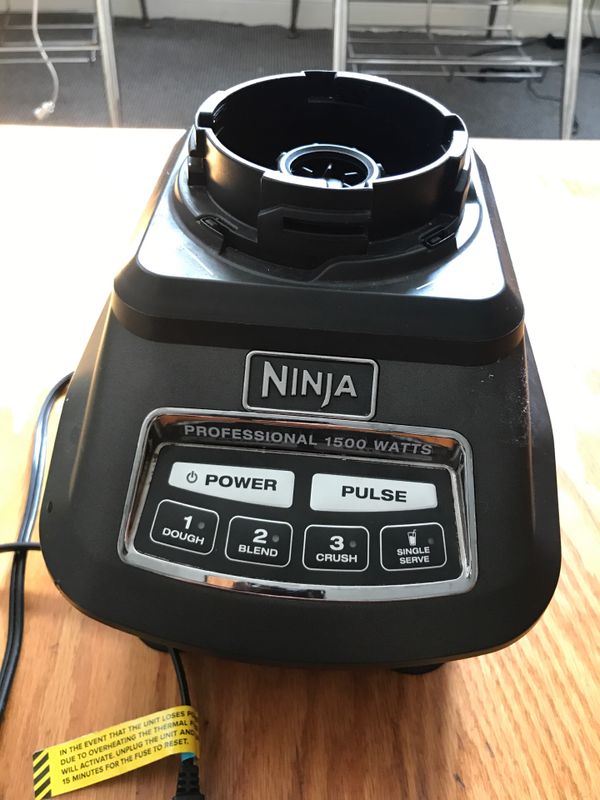 Ninja Professional 1500 Watt blender (base only) for Sale in