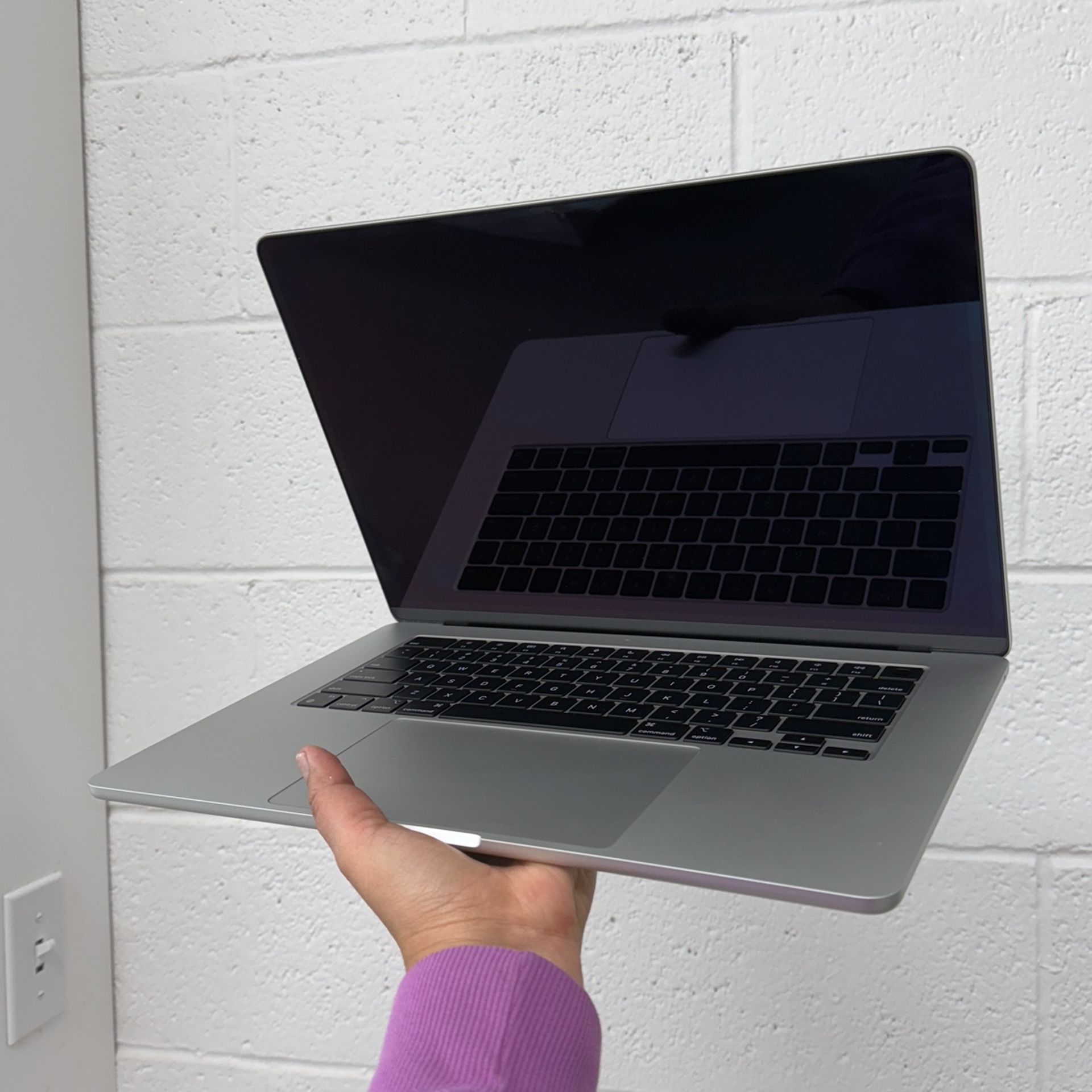 MacBook Air M2 8ram 256gb