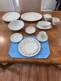 White Floral Fine China Dinnerware Set
