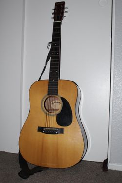 Vintage Lohuenga Acoustic Guitar – Made in Korea w/ Strap