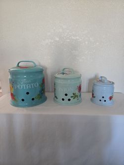 Pioneer Woman kitchen