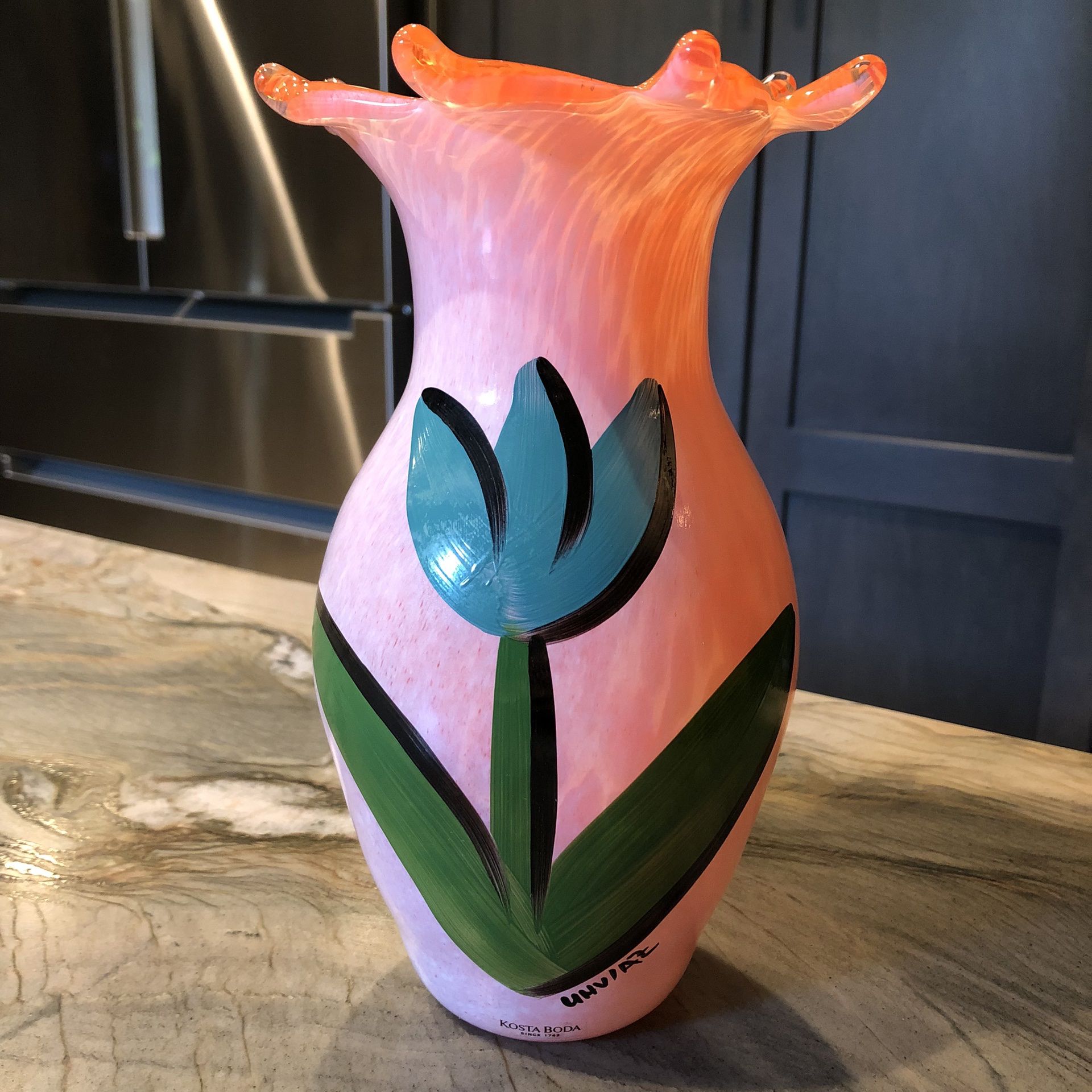 Kosta Boda Vintage Tulipa Vase by Ulrica Hydman-Vallien, model #40204.