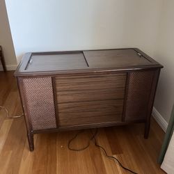 RCA Victor Stereo Cabinet 